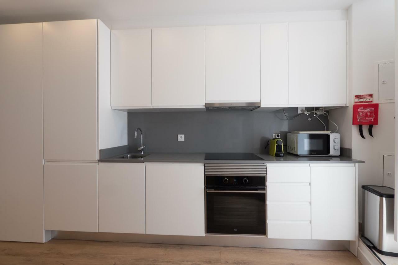 Castle Terrace Exclusive Apartment - Home By The Castle Apartment Lisabona Exterior foto
