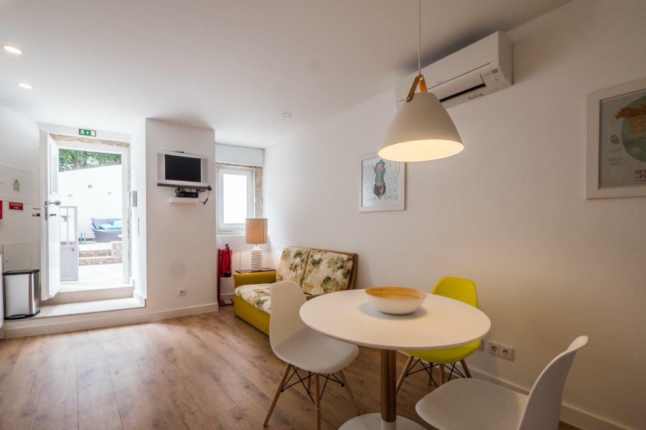 Castle Terrace Exclusive Apartment - Home By The Castle Apartment Lisabona Exterior foto
